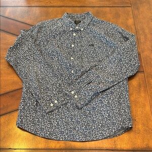 RVCA Blue and White Casual Button Down Shirt with Classic Design